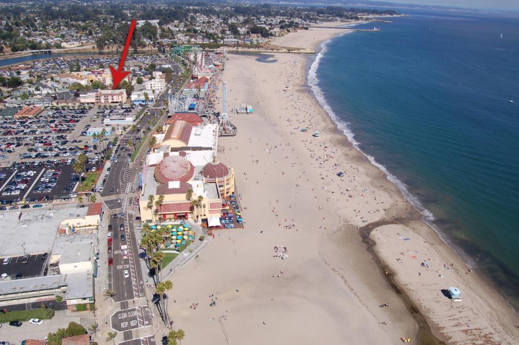 سانتا كروز، كاليفورنيا Carousel Beach Inn المظهر الخارجي الصورة